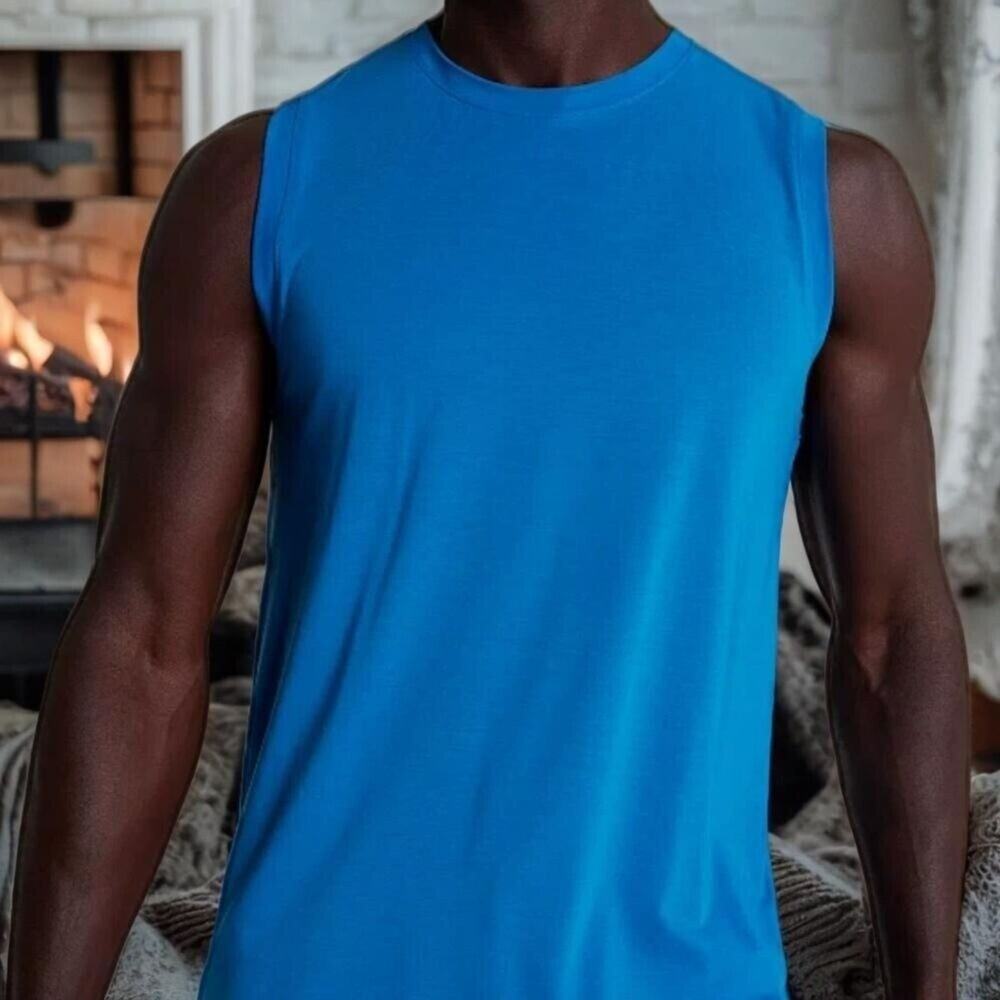 VRST Men's Blue Comfortable Crew Neck Lightweight Icon Tank Size Medium NWT‎